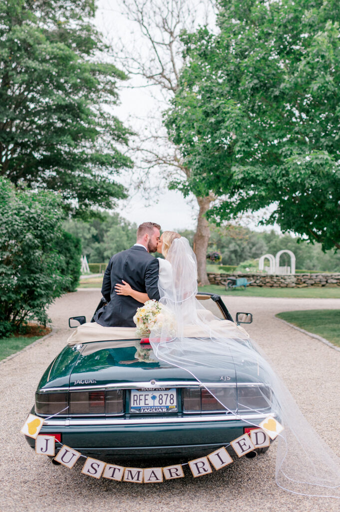 just married get away car smith farm gardens