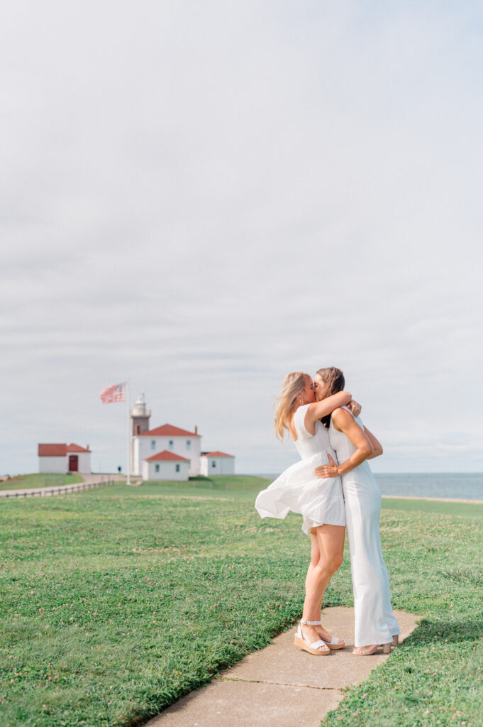 engagement photos at Ocean House