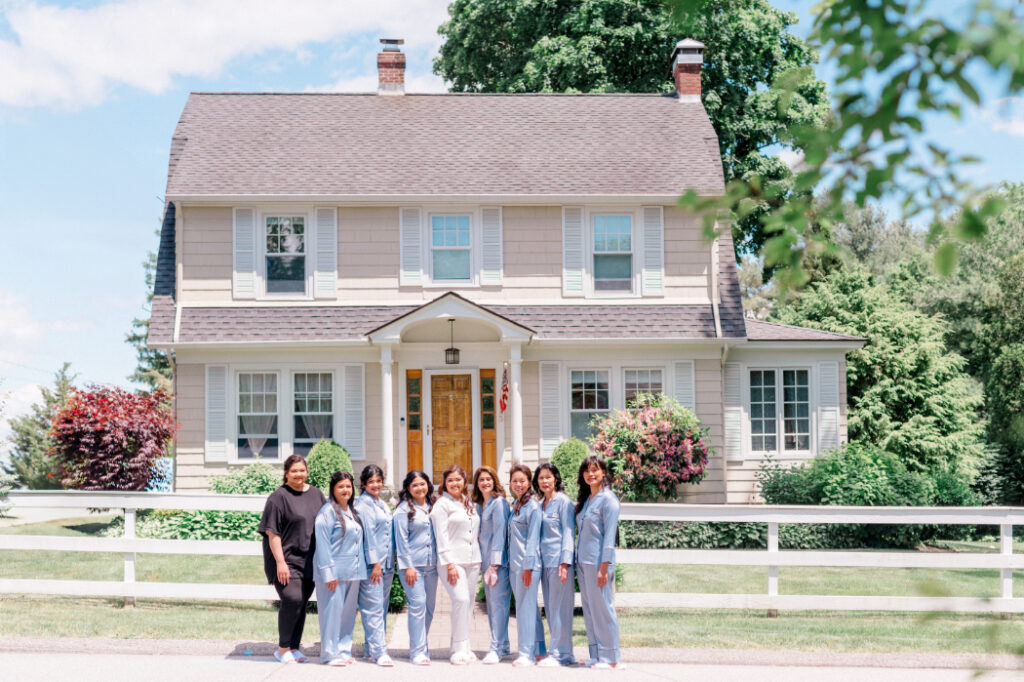 wedding party outside of Eolia mansion